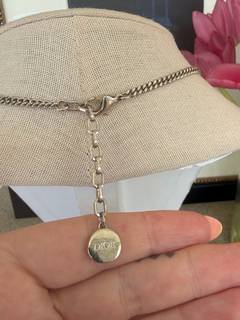 DIOR x Kenny Scharf Necklace 2021 Collection - Picture 6 of 7